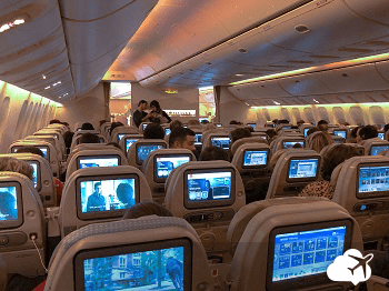 boeing 777 classe econômica emirates