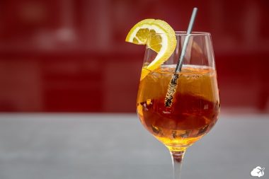 aperol spritz é um famoso drink italiano