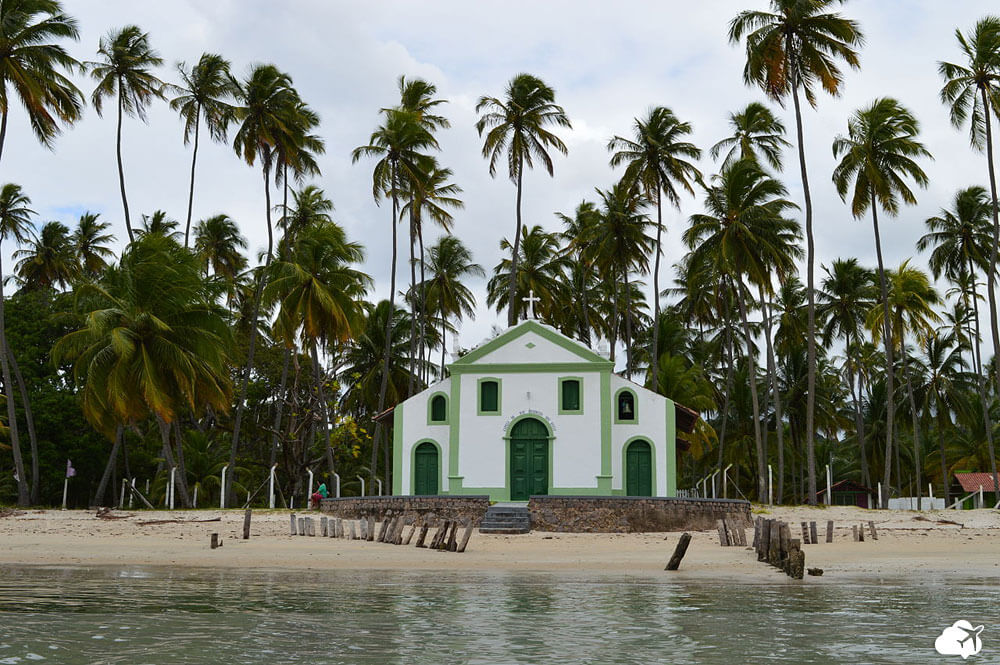 capela na praia dos carneiros pernambuco